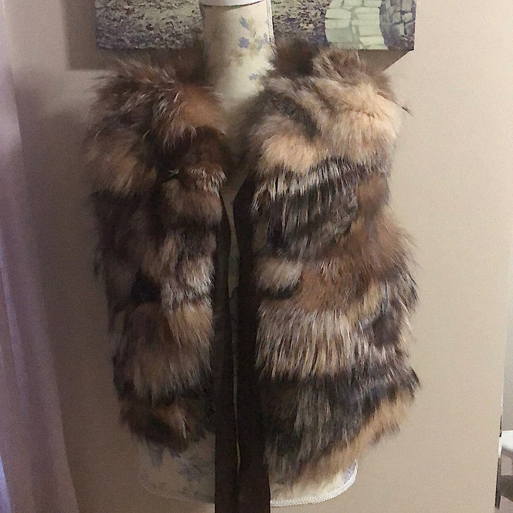 Fur vest